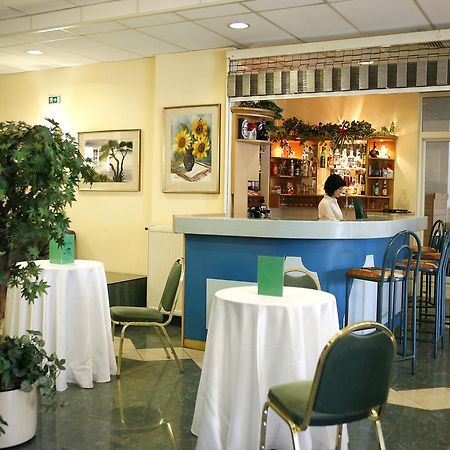 Hotel Bara Junior Budapešť Restaurace fotografie